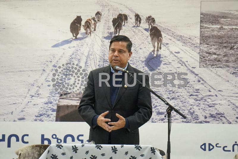 Canada apologizes to Inuit communities for mass killing of sled dogs decades ago