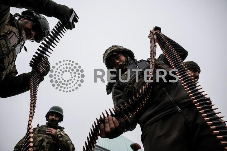 Zelenskiy calls for reinforcement of eastern front against Russian advances