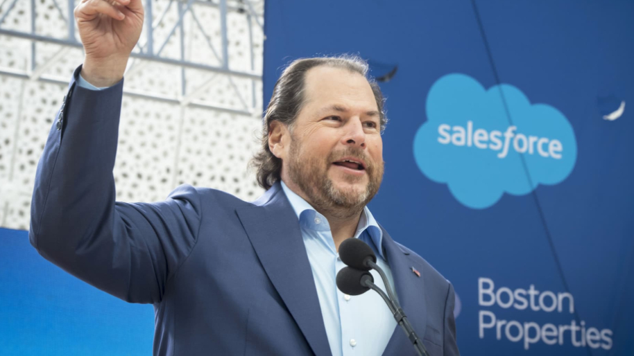 Salesforce Stock Blows Up as Wall Street Feasts on AI Hype and Earnings Power Play (Shares Rip 14%)