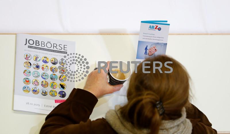 Number of employed Germans reaches new high in 2024