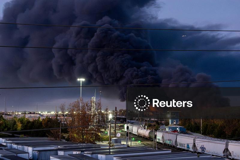 At least seven dead after UPS plane crashes in Kentucky, erupts into ball of fire