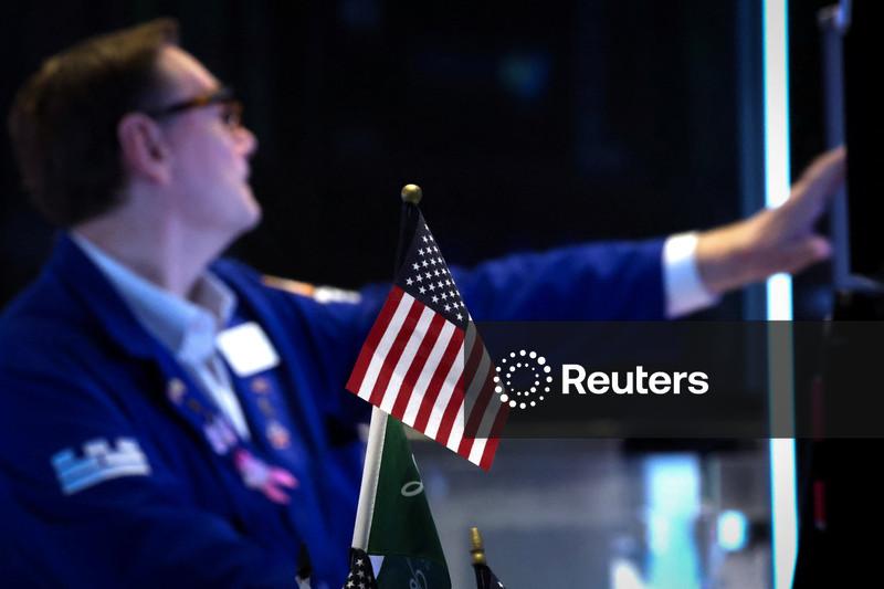 Global shares jump as investors eye potential end to US government shutdown