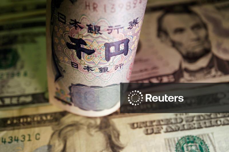 Yen slips to 9-month low as traders eye end to US shutdown