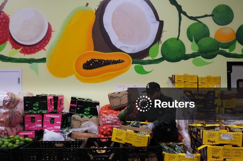 US Supreme Court extends pause on order requiring Trump to fully fund food aid