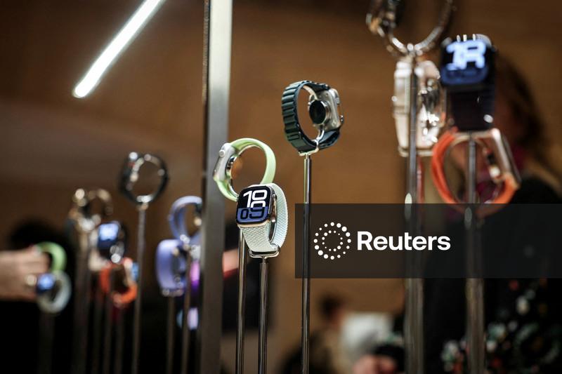 US jury says Apple must pay Masimo $634 million in smartwatch patent case