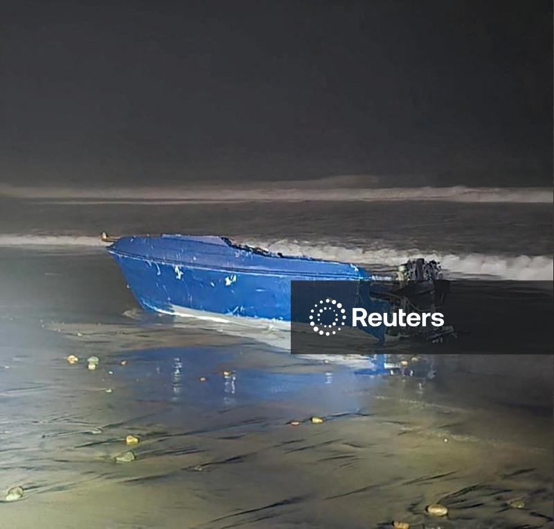 Four dead after suspected migrant boat capsizes near San Diego, Coast Guard says