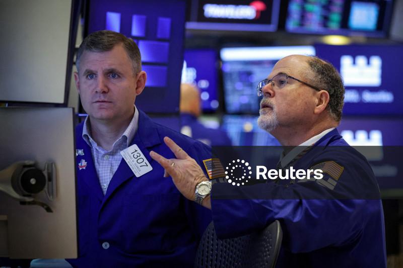 Asian markets slide as tech valuations worries investors