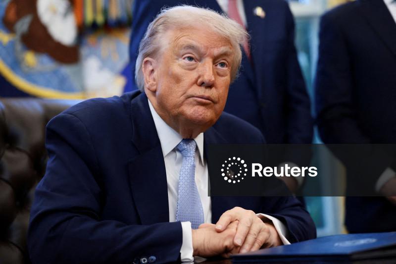 Trump says he is ending temporary deportation protections for Somalis in Minnesota