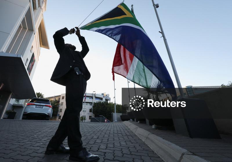 G20 leaders meet in South Africa seeking agreement, despite US boycott