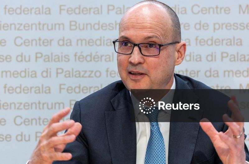 Swiss regulator warns mortgage risks are rising as banks stretch lending rules