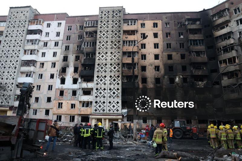 Western leaders say Ukraine plan needs work, Trump signals scope for changes