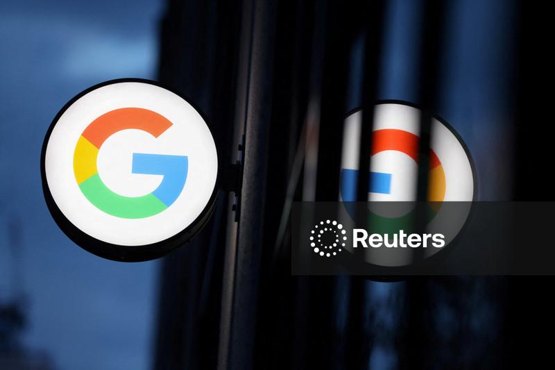 Singapore orders Apple, Google to prevent government spoofing on messaging platforms