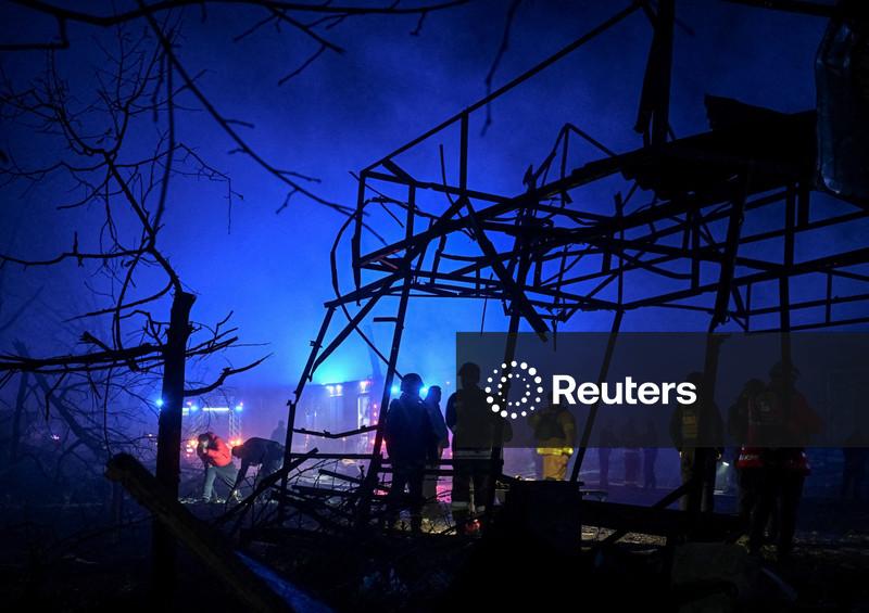 Trump says no firm deadline for Ukraine, Russia to reach peace deal