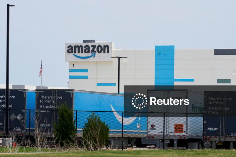 FAA probes Amazon after delivery drone snaps internet cable in Texas