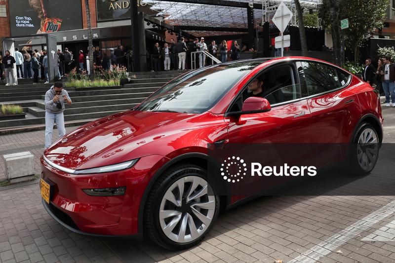 Tesla struggles to course correct from sales skid