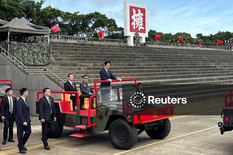 Taiwan says it has discussed with US arms purchases for extra defence budget