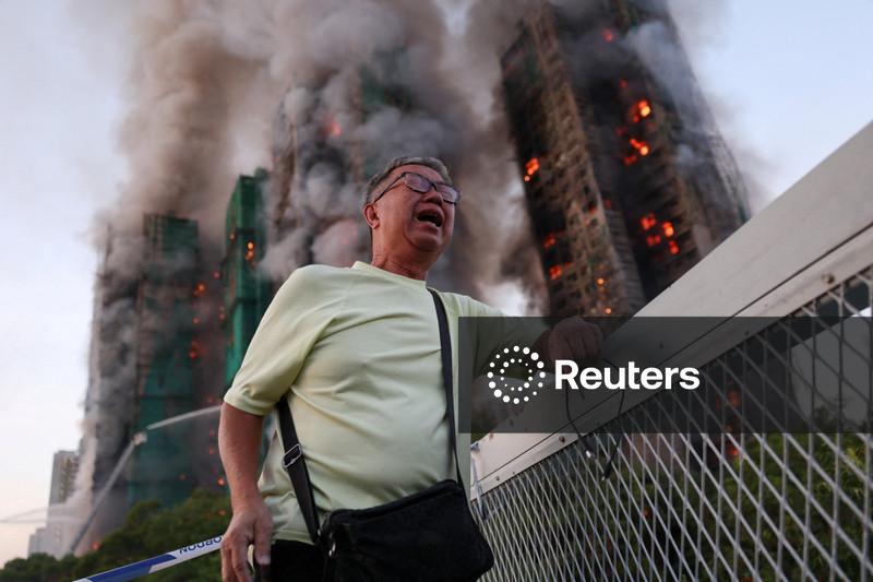 The photo that became a symbol for Hong Kong's deadly fire