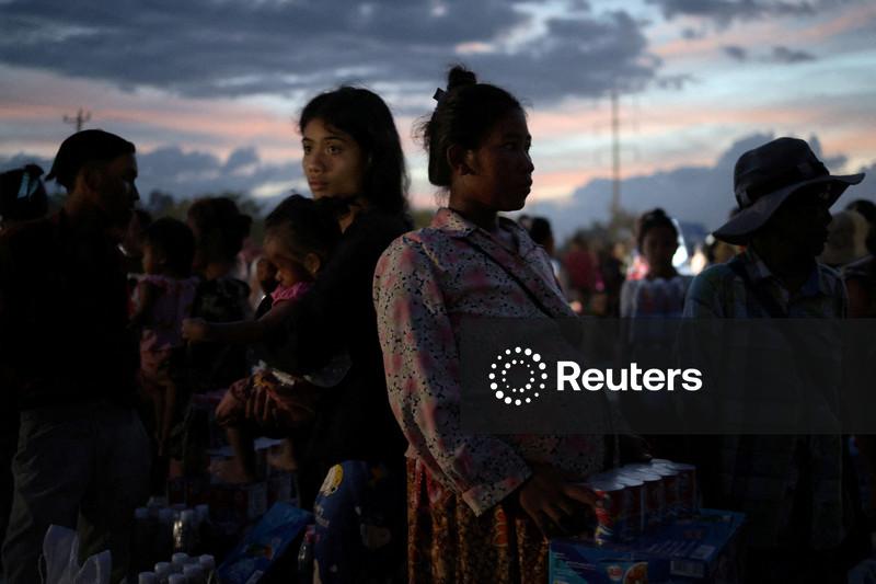 After fleeing fighting, Cambodian woman fears giving birth in border camp