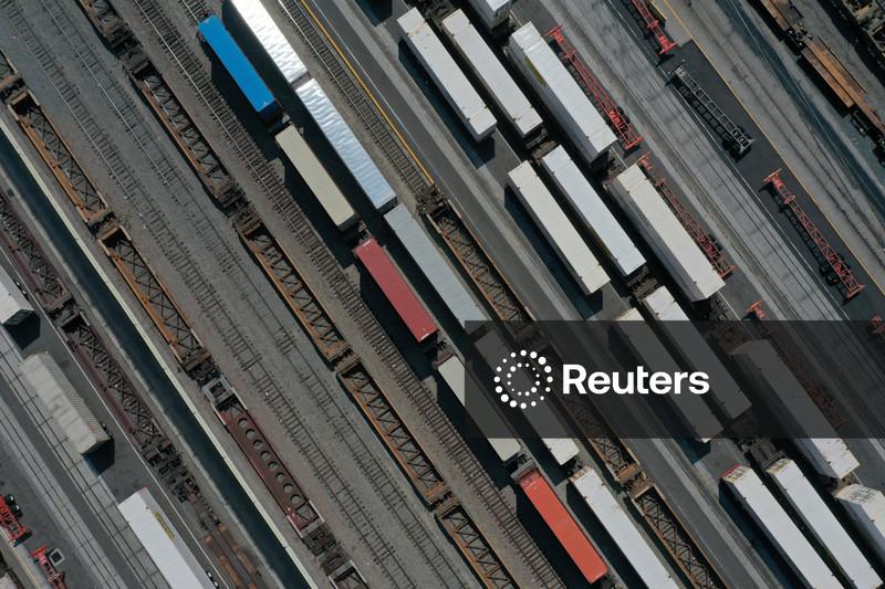 How the US freight rail industry got dirtier than coal power plants