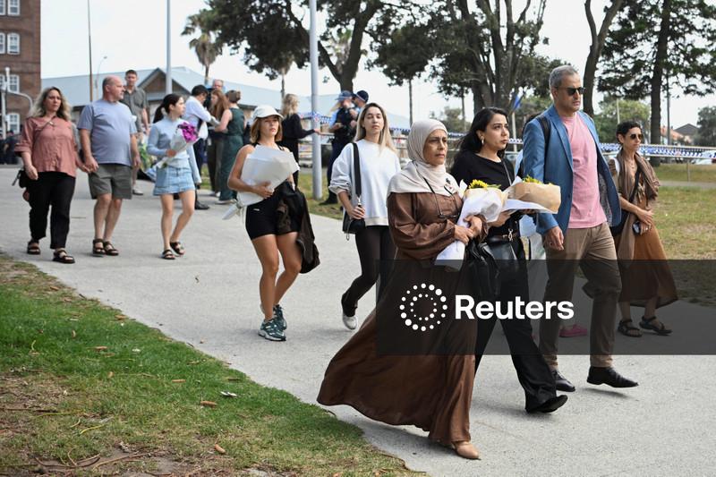 'Unspeakable tragedy': Residents react to mass shooting at Sydney's Bondi Beach