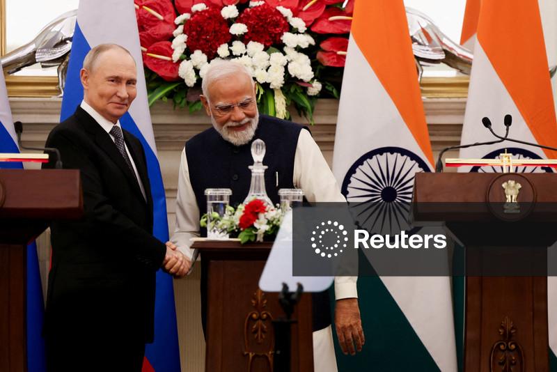 Exclusive-Top Indian arms makers held rare meetings in Russia on potential joint ventures, sources say