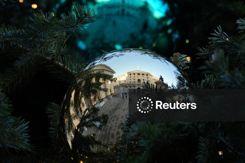 Morning Bid: BoE to make the cut as others stay the course