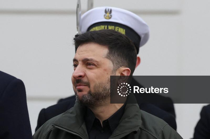 US offers new talks format including Russia and Ukraine, Zelenskiy says