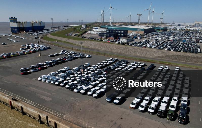 German auto exports hit hard by Trump tariffs, study shows