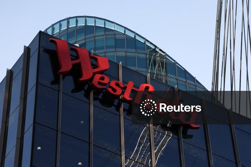 Australian retirement fund to buy $576 million stake in Westfield Sydney mall