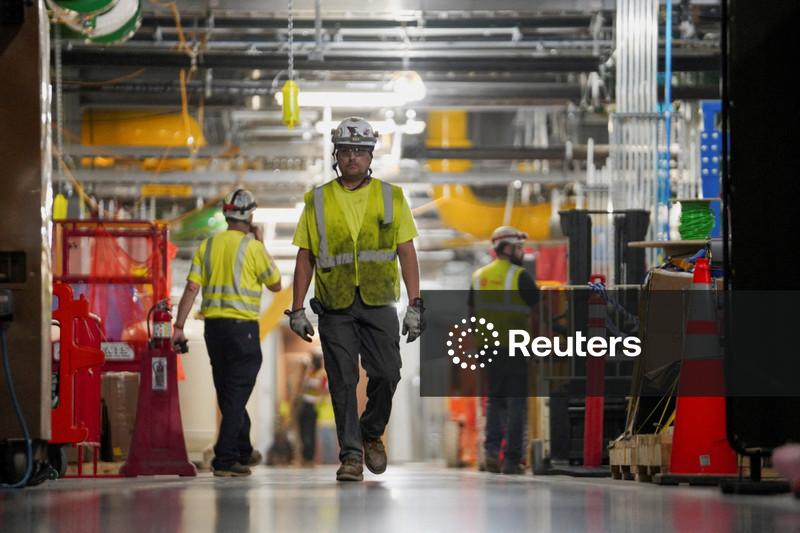 US economic growth likely remained strong in third quarter