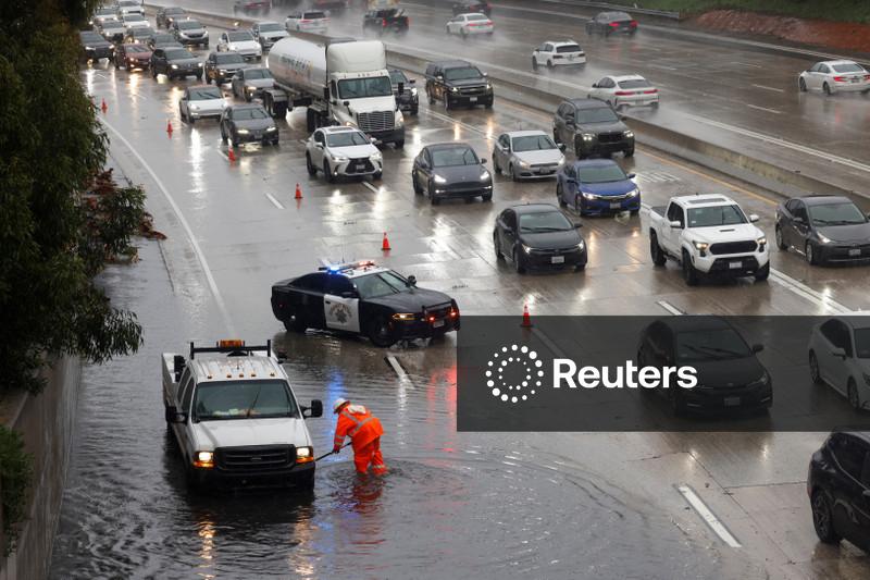 Heavy rains drench Southern California, spawn flash flooding, mud flows