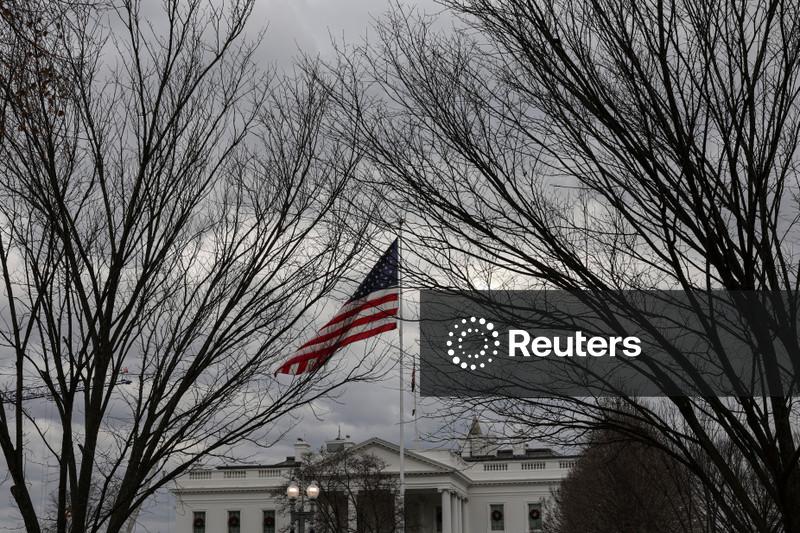 White House orders military to focus on 'quarantine' of Venezuela oil