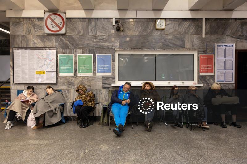 Russian drones, missiles pound Ukraine before Zelenskiy-Trump meeting