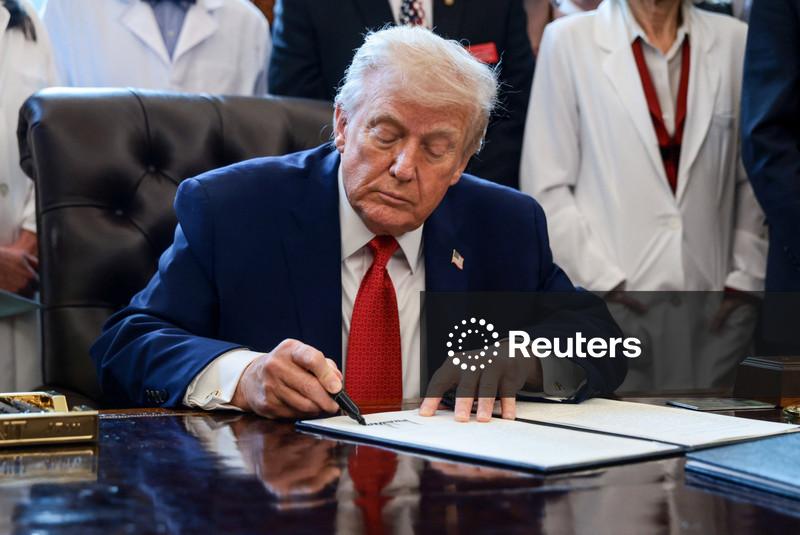 Trump issues first second-term vetoes for Colorado water project and Florida tribal measure