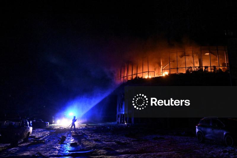 US backs security guarantees for Ukraine at summit of Kyiv's allies in Paris