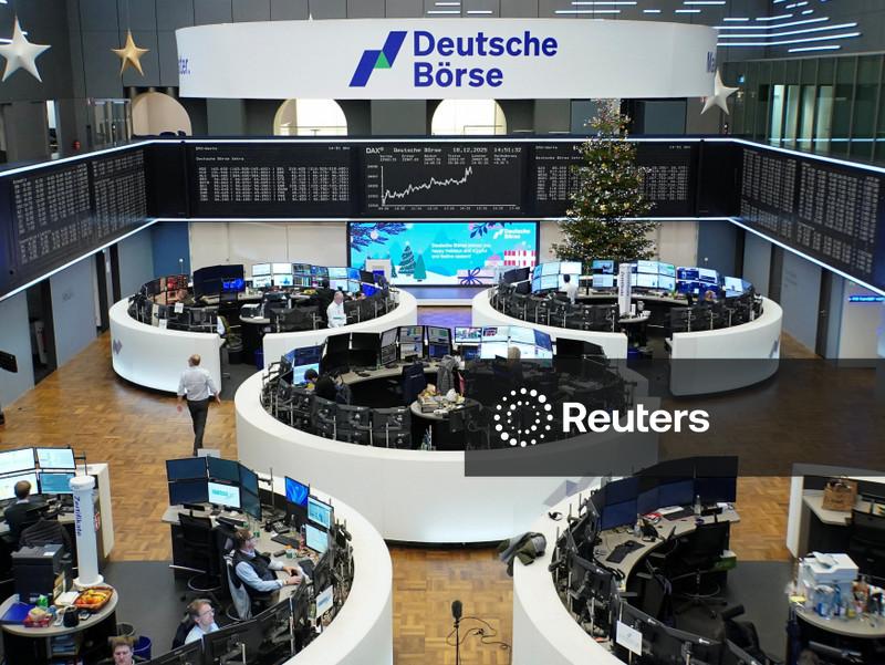 Morning Bid: The spoils of oil