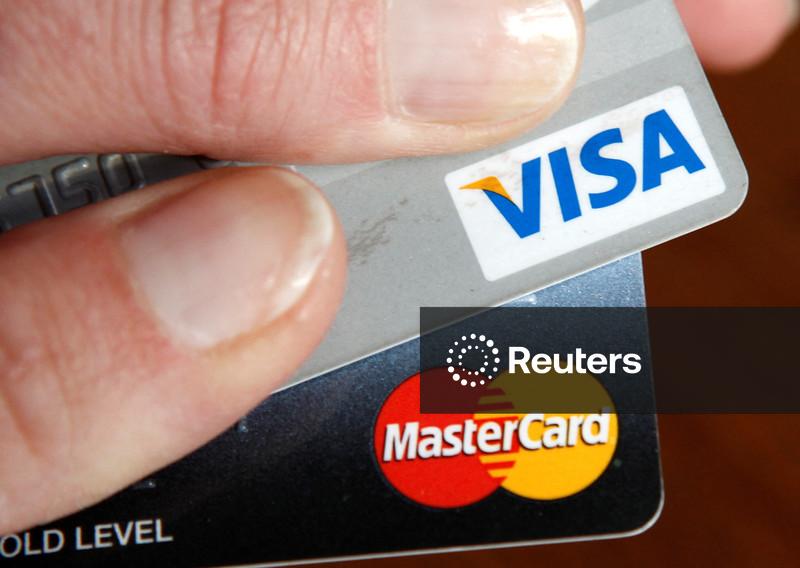 Trump calls for one-year cap on credit card interest rates at 10%