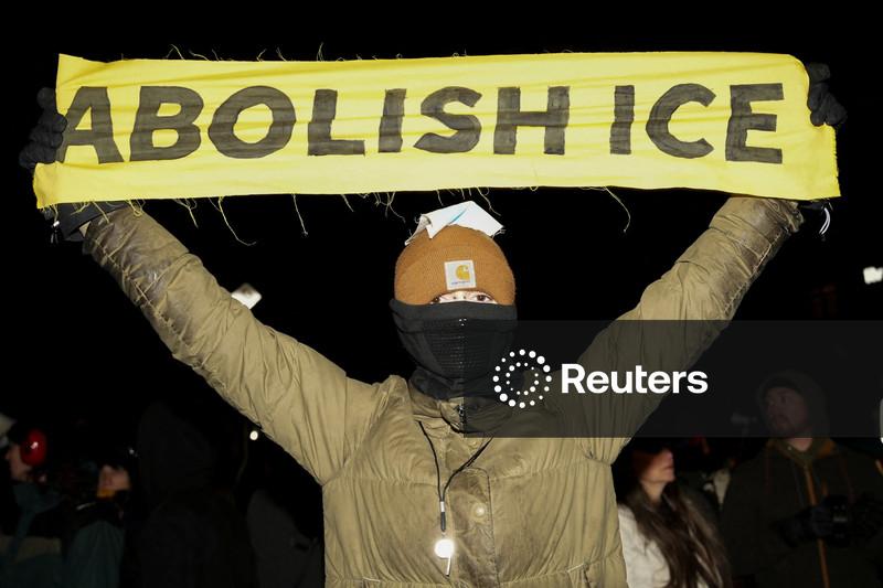 Trump’s showy immigration enforcement leads to violent confrontations