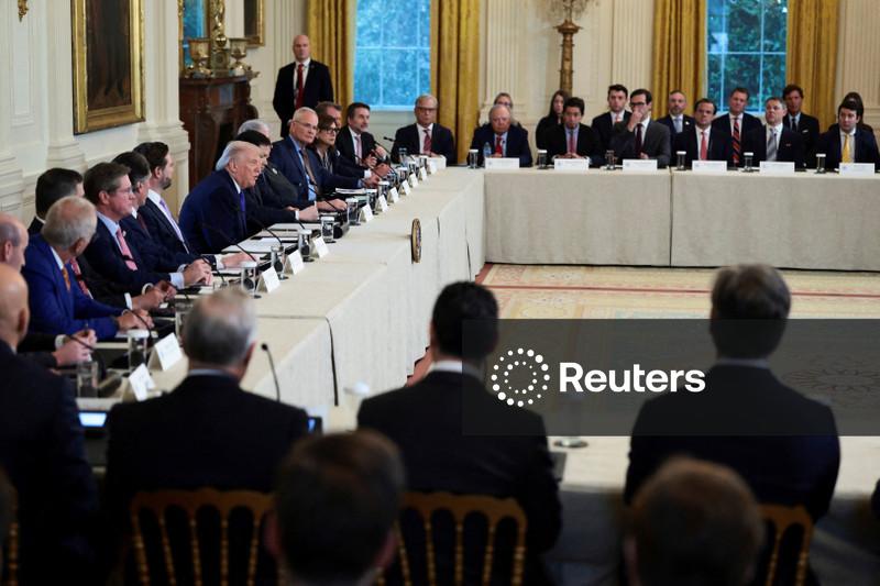 Exxon studies Venezuela return as Chevron plots immediate production bump