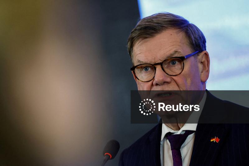 German foreign minister puts emphasis on close ties before US trip