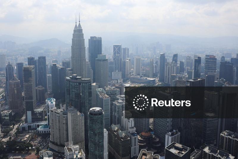 Malaysia economic growth hits 4.9% in 2025, beating forecasts, advance estimate shows