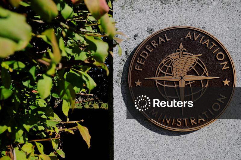 FAA warns airlines on Central, South American flights of potential military actions