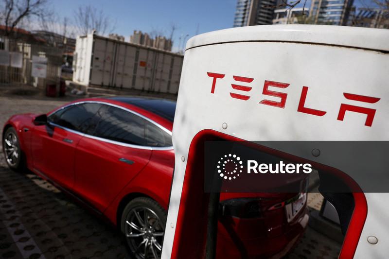 Tesla poised to be early winner as Canada opens door to Chinese-made EVs