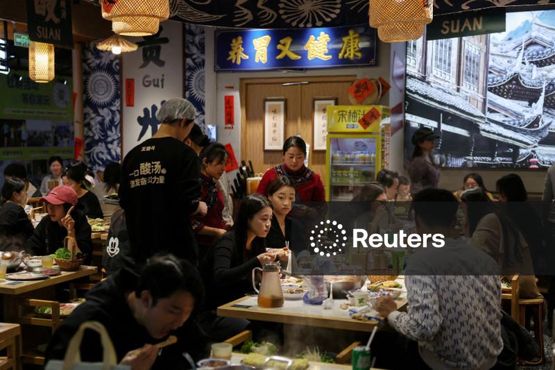 China plans new measures to spur consumption, shifts focus to services