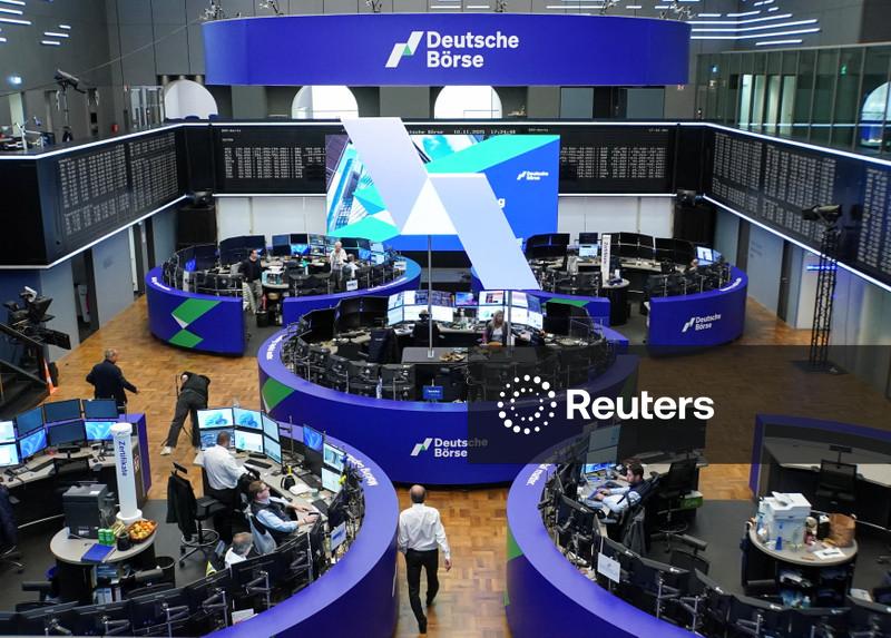 Morning Bid: Sell America, sell Japan