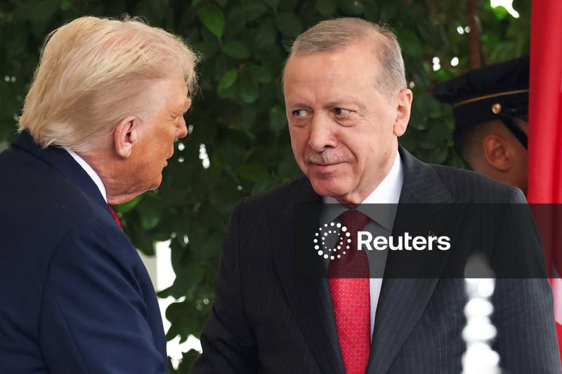 Turkey's Erdogan says discusses Syria, Gaza with Trump in "very good" call