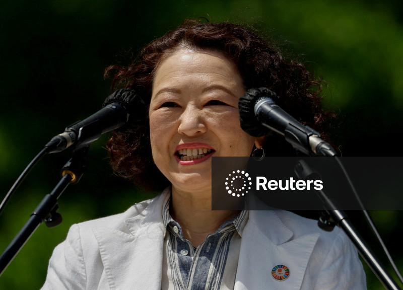 Japan's top labour union group urges government to stabilise forex