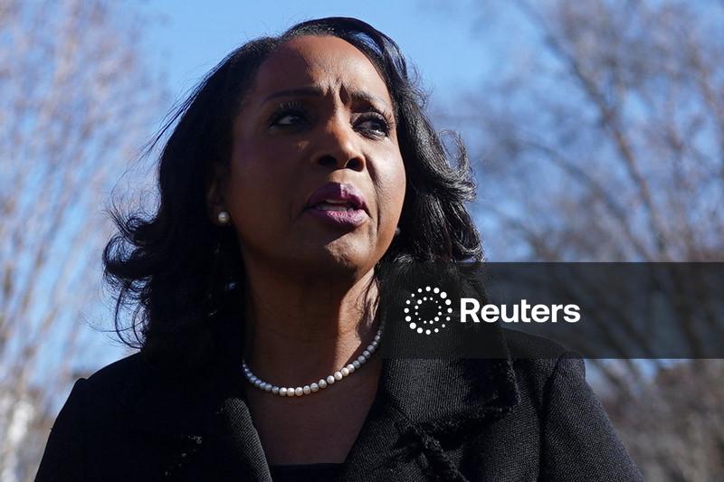 US Supreme Court appears reluctant to let Trump fire Fed's Lisa Cook