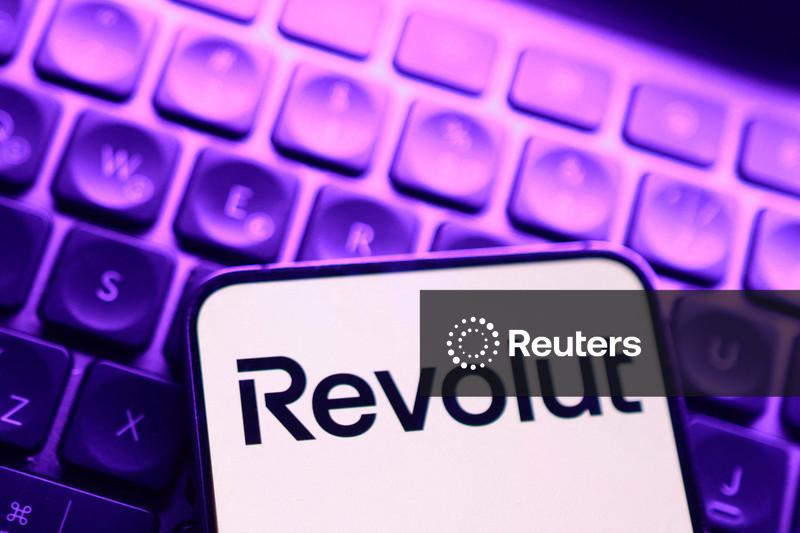 Revolut scraps plans to buy US lender in favour of push for standalone licence, FT reports