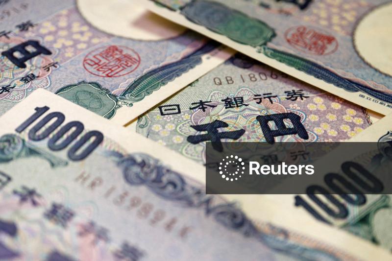 Yen pressured as BOJ holds rates, dollar set for steep weekly drop